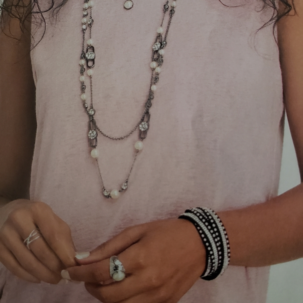 Brand New Trendy Bracelet/ Choker 💎 - Picture 4 of 6